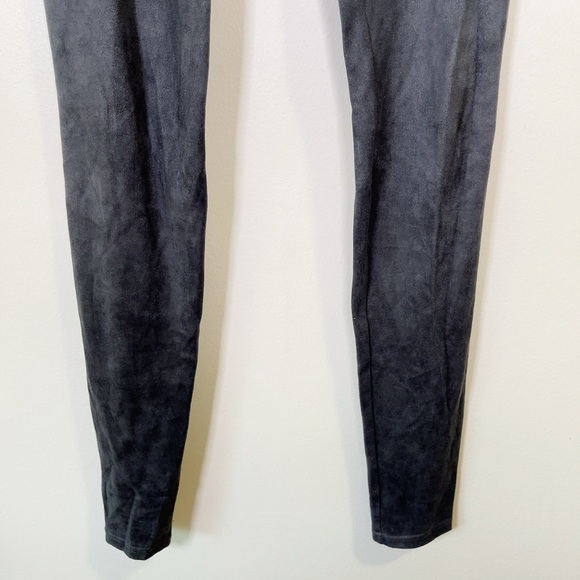 ARITZIA | FAUX SUEDE LEATHER LEGGING - Picture 4 of 9